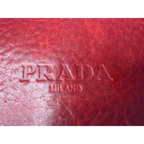 Vintage Red Leather Wallet With Zip Closure - Picture 6 of 13